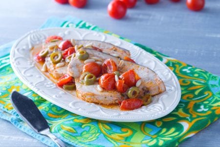 Pesce Spada alla Griglia con Marinatura Mediterranea: una Ricetta Semplice e Gustosa